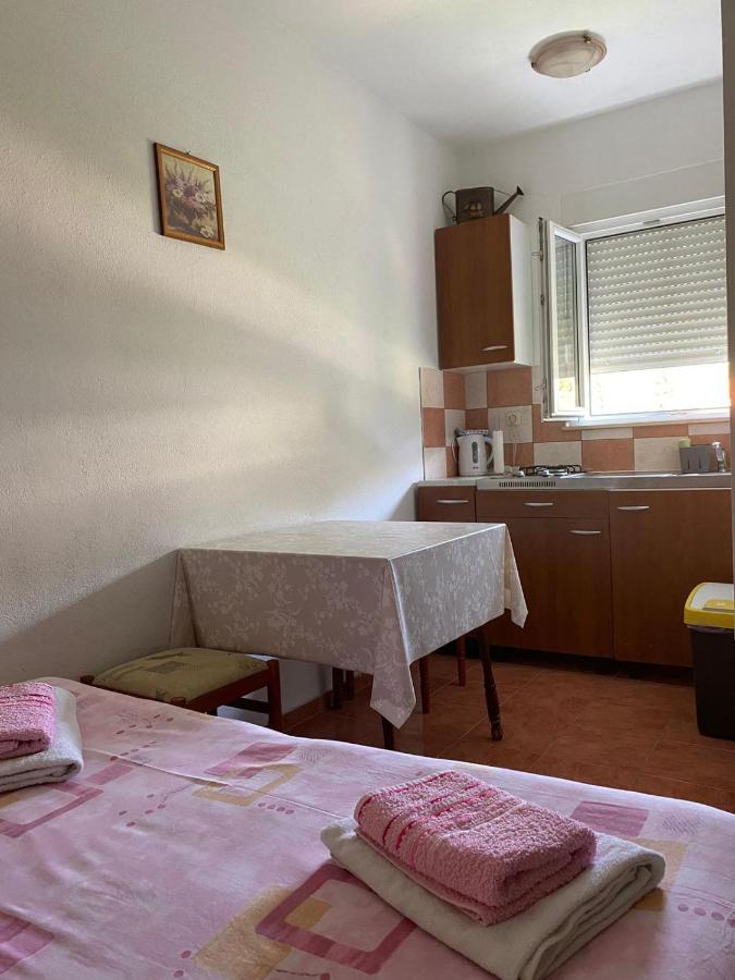 Apartmani Udovicic トロギール エクステリア 写真